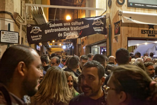 El Ayuntamiento ya estudia la viabilidad del proyecto de las Tascas para reducir el ruido 