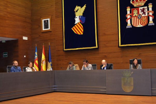 El Ayuntamiento de Oropesa del Mar celebra su primer pleno cien por cien digital