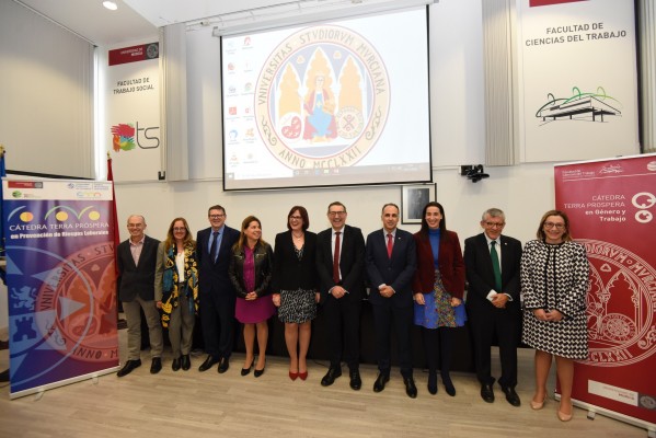 La UMU inaugura las Cátedras Terra Próspera en Género y en Prevención de Riesgos Laborales