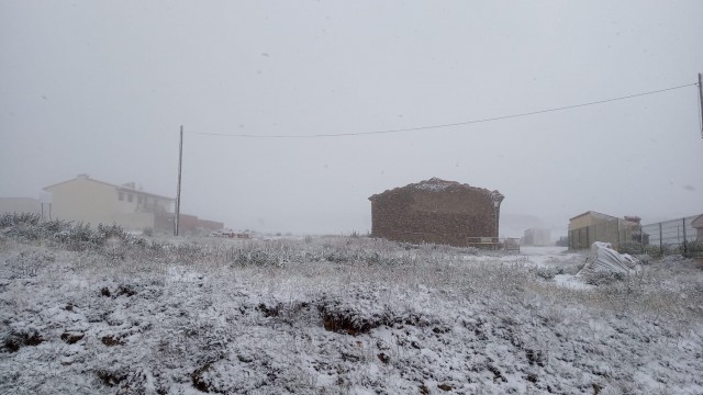 Las primeras nieves otoñales tiñen ya de blanco el interior de Castellón
