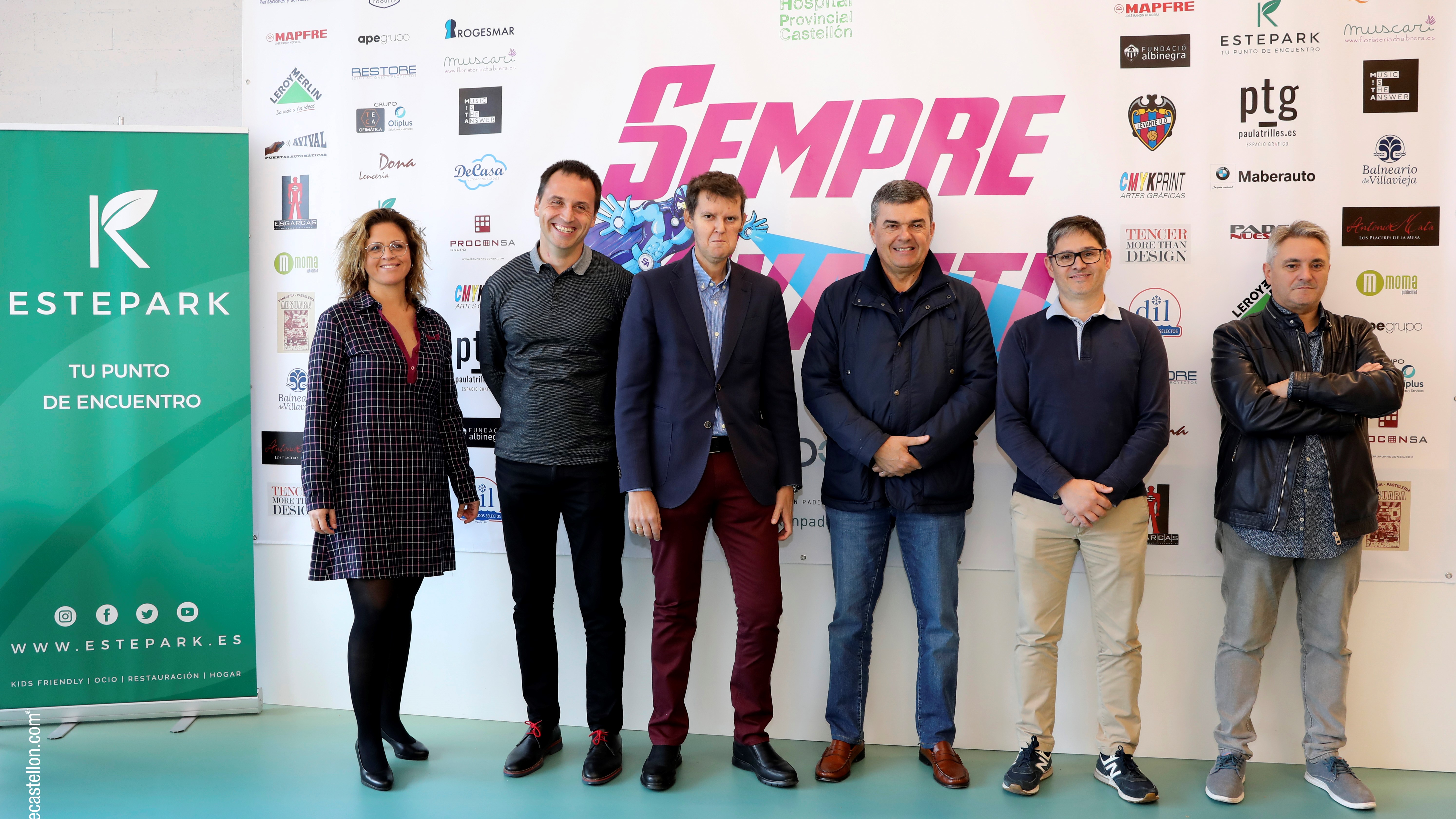 Estepark acoge la presentación del I Torneo Benéfico de pádel Sempre Avanti
