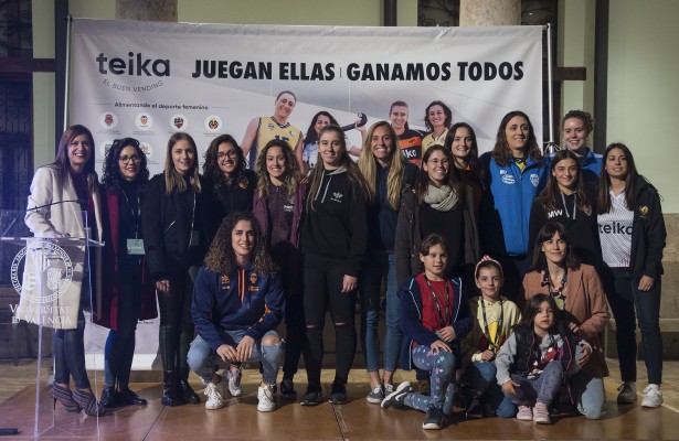 Juegan ellas, ganamos todos