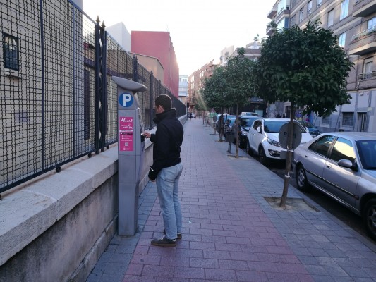 Más de 220 murcianos 'ahorran' con la app para pagar por los minutos justos de la ORA