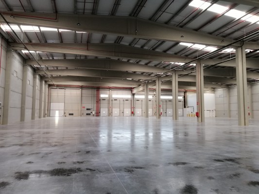 Tiba alquila una nave de 5.700 metros cuadrados en Riba-roja