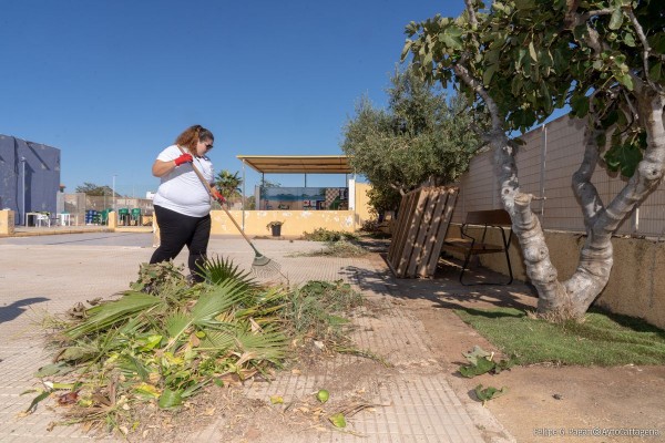 El Ayuntamiento oferta 28 puestos para la limpieza del litoral y espacios verdes  