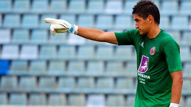 El portero serbio Igor Stefanovic ficha por el Córdoba