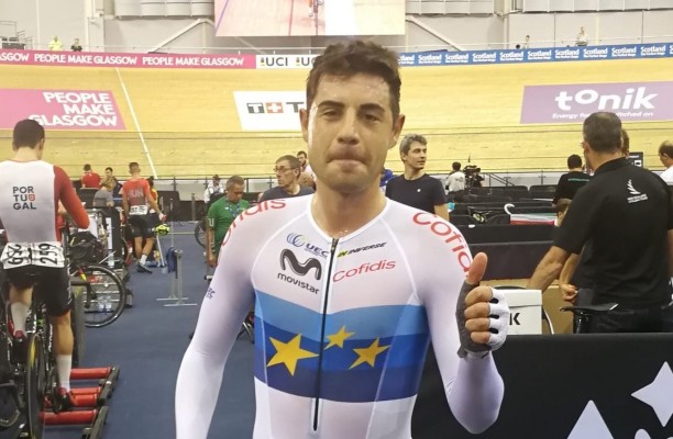 Sebastián Mora logra la medalla de plata en Scratch en la segunda prueba de la Copa del Mundo