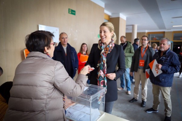 María Muñoz: 