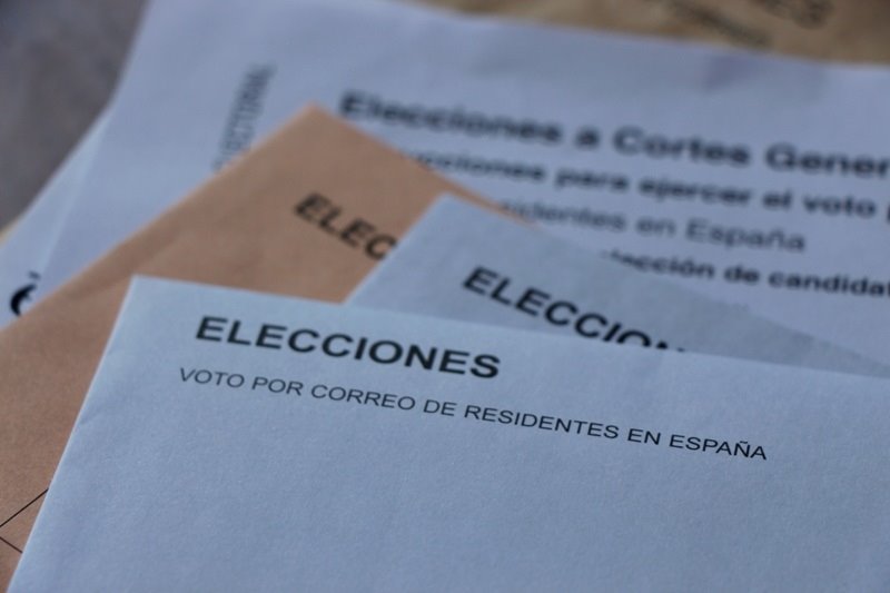 El voto por correo cae un 26,73% en las elecciones del 10N