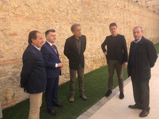 Pedro Cano se sumerge en nueve miradas distintas del Mediterráneo 