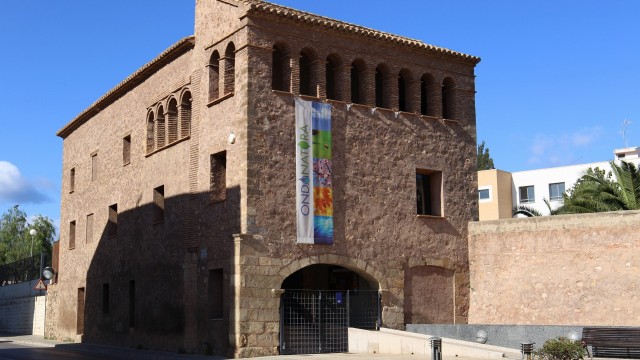 Onda hace más actual su histórico Molí de la Reixa con monitores interactivos y paneles digitales