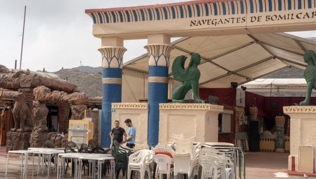 Los festeros levantan el campamento