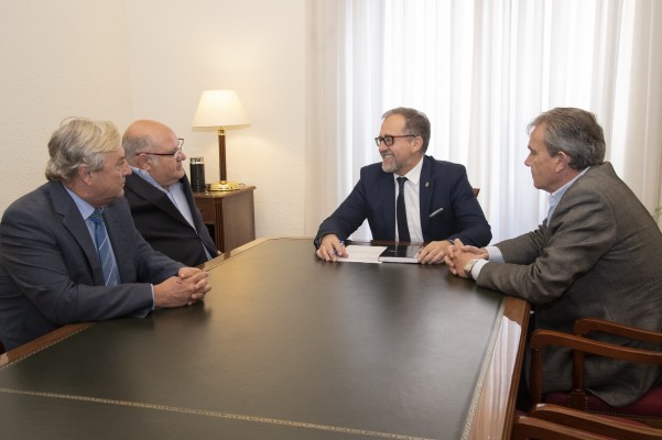 Asociex traslada a Martí la importancia del sector citrícola, que da empleo a 22.000 castellonenses