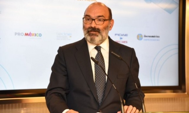 Indra responde a la presión bajista encadenando diez subidas en bolsa