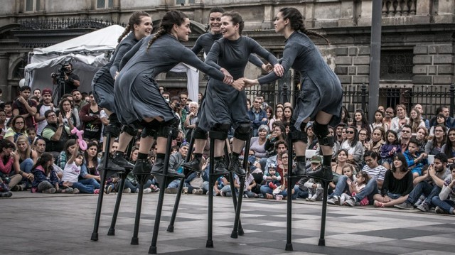 Vila-real aposta per l'espectacle feminista 'Mulïer' amb motiu del 25N