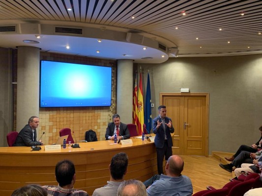Los expertos muestran un escenario favorable a extender la energía fotovoltaica en la cerámica