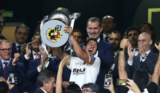 El Valencia conocerá el lunes su rival en las semifinales de la Supercopa de España