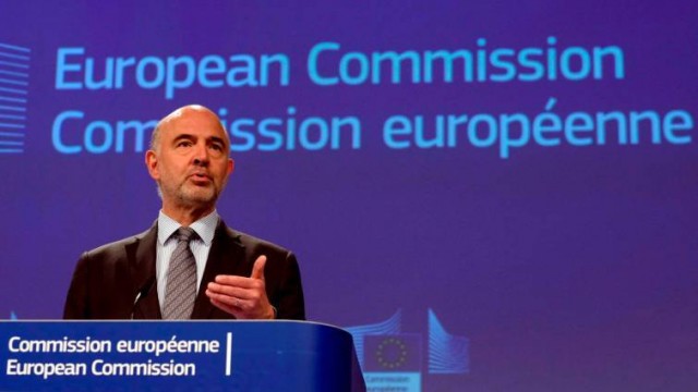 Bruselas no se cree a Sánchez y rebaja la previsión de crecimiento de España