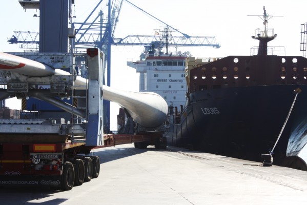 El puerto de Castellón se transforma en CPE y espera tener antes de fin de año nuevo convenio