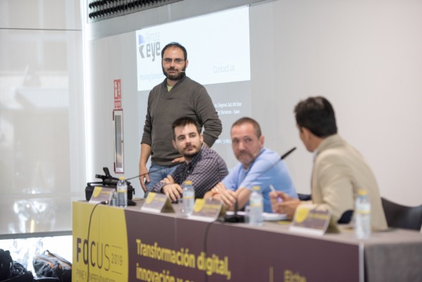 El talento de la programación y realidad aumentada ha de dar el salto de los videojuegos a las empresas