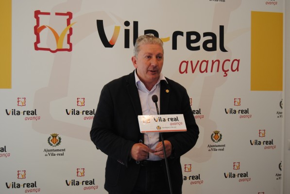 Serralvo se queja del “acoso” del PP y su exsocio Compromís por las denuncias a la junta electoral