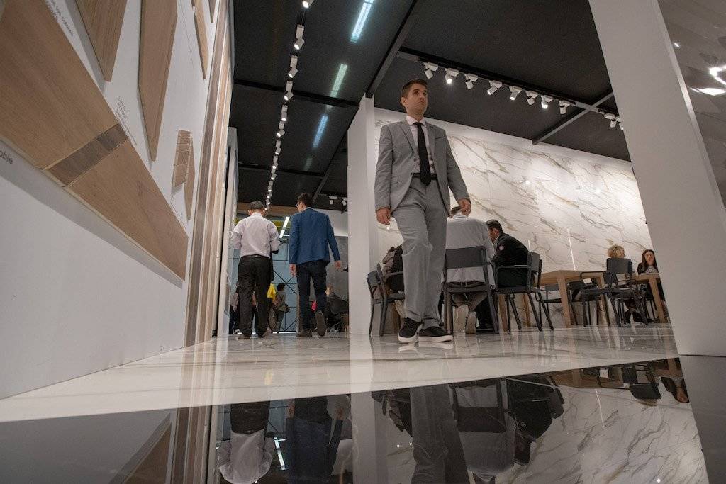 Grespania lleva sus colecciones más vanguardistas a la feria Architect @ Work de Milán