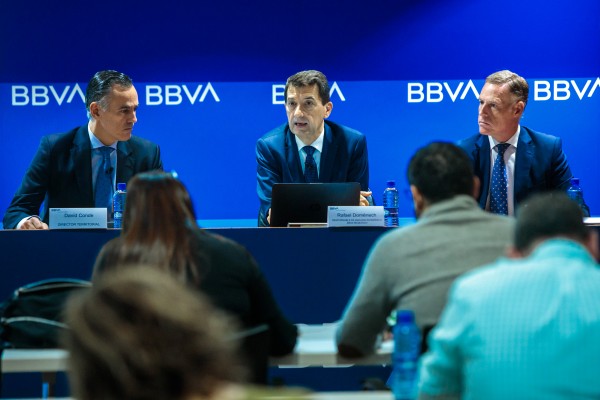 BBVA Research estima que la Comunitat creará 74.000 nuevos empleos entre 2019 y 2020