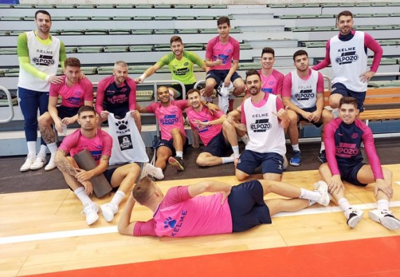 El vestuario de ElPozo se conjura para salir del bache y los jugadores se dicen 