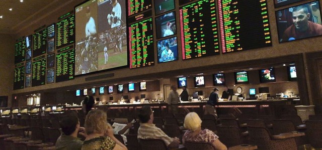 El desbocado número de casas de apuestas: una vía de unión entre todos los partidos