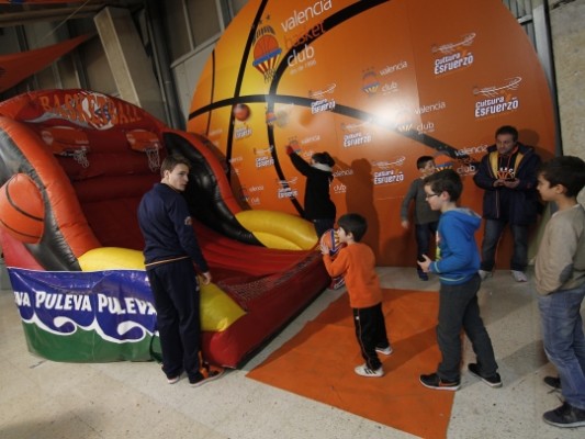 Puleva convertirá el Valencia Basket- UCAM Murcia en una Gran Fiesta de Navidad