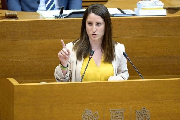 Vox sobre Compromís: 