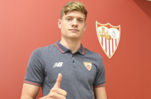 El exvalencianista Mariano Konyk acaba en el Sevilla Atlético tras romper su contrato con el Barça