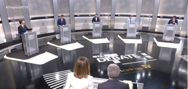 Mar Menor, Sucesiones, agua y pactos: la Región de Murcia, presente en el debate aunque de pasada