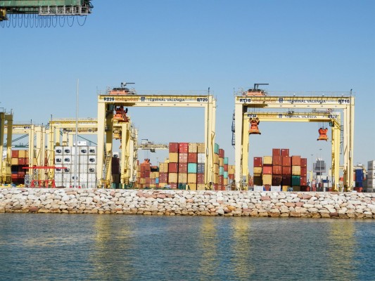 Los fletes de exportación desde Valenciaport caen en octubre un 3,32%