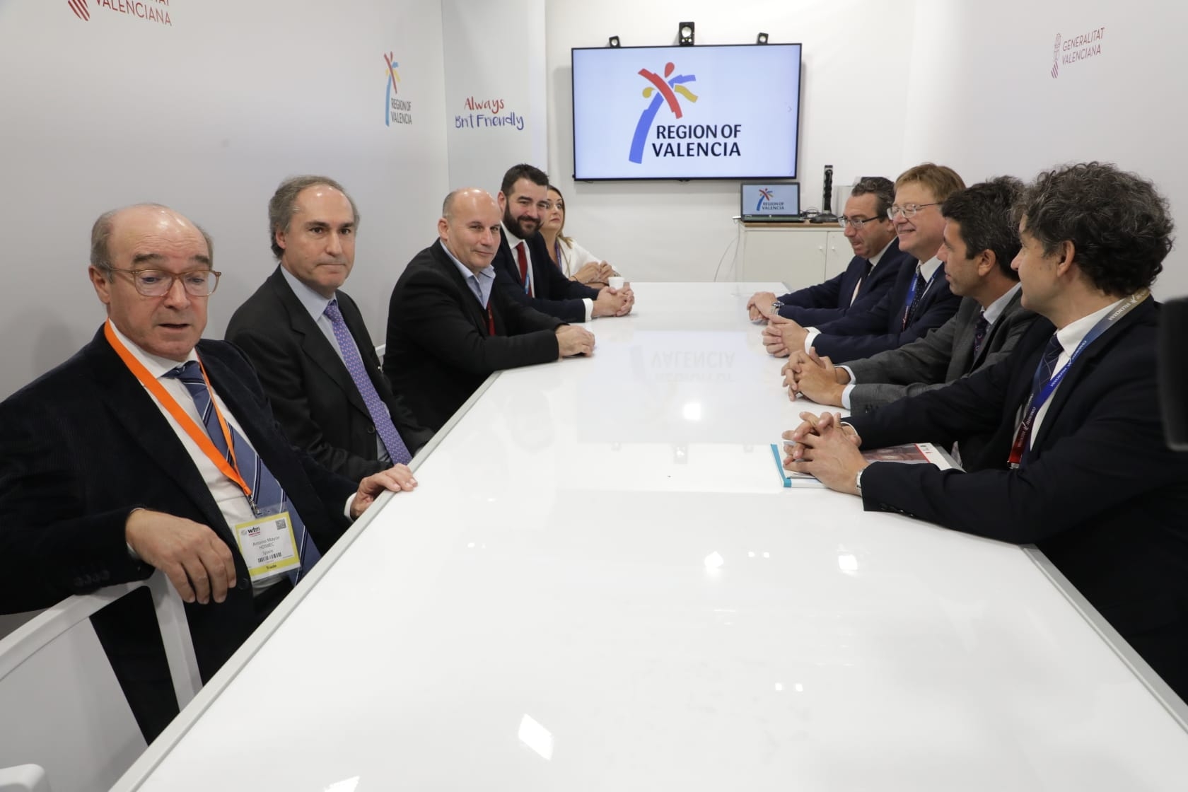 Turisme postula a Benidorm como sede del congreso de la asociación de agencias de viajes británicas ABTA 