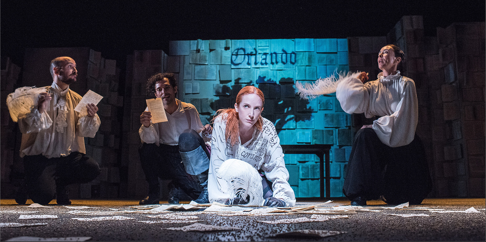 Revivir a Virginia Woolf, viajar con el Cabaret y merendar con Gloria Fuertes, la apuesta de Sala Russafa