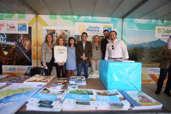 Mazón propone un convenio a tres bandas para promocionar la Fira Tots Sants de Cocentaina