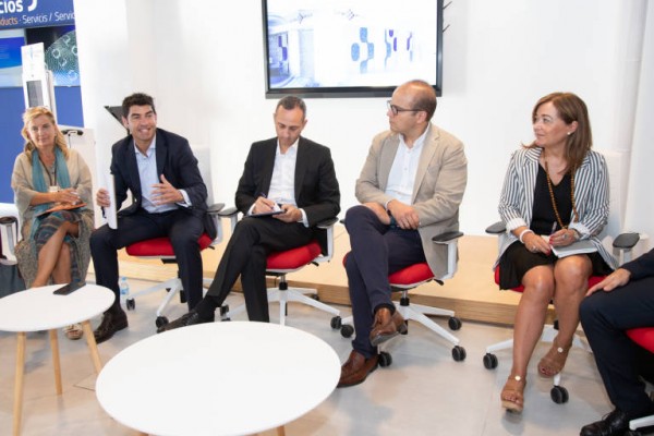 La crisis de Suma: entre la debilidad política del PP, el 'peaje' a Cs y la hiperactividad del ya ex director