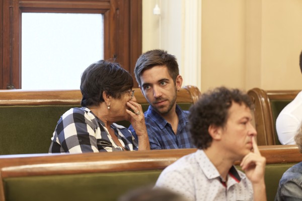 Podem y EU se protegen jurídicamente de CSeM al aprobar el nuevo nombre del grupo en el pleno