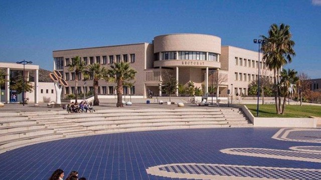 La UJI se opone a la ubicación de casas de apuestas cerca de centros educativos