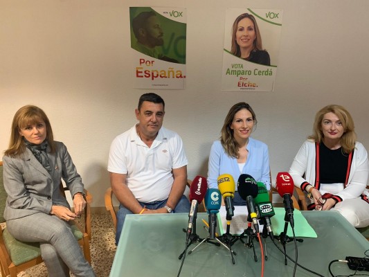 La gestora de Vox cambia de coordinadora en Elche: Cerdá será sustituida por Juan Roldán