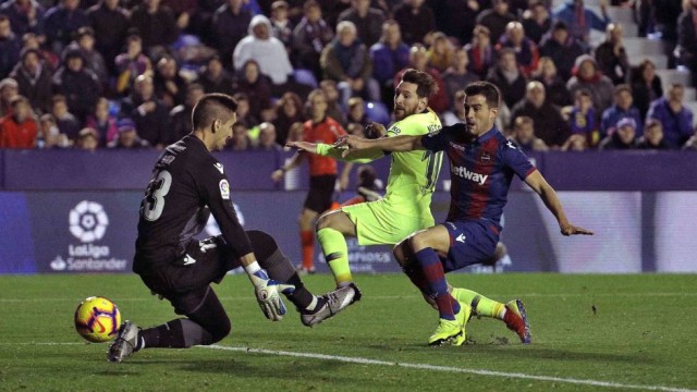 Un 5-4 y un 0-5 fueron dos marcadores espectaculares en los últimos Levante-Barcelona
