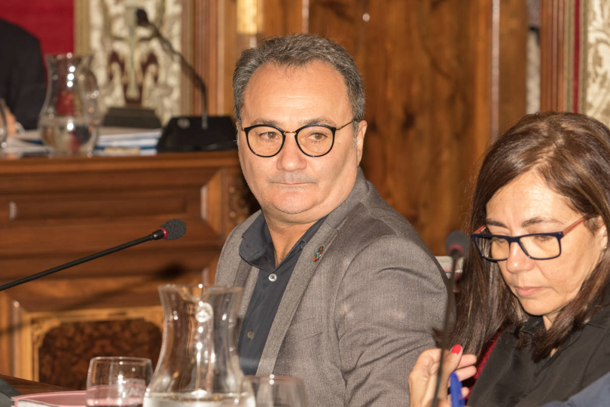 El portavoz del grupo socialista, Paco Sanguino, en un pleno, en imagen de archivo. Foto: PEPE OLIVARES - 