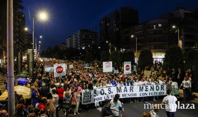La Región alza la voz al unísono por una              causa común: un Mar Menor con vida