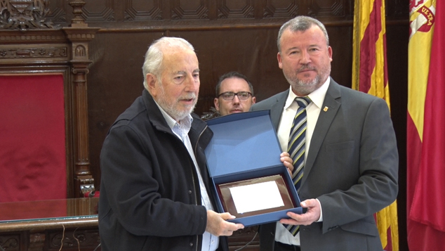 Homenaje a Manuel Girona en el Ayuntamiento de Sagunt. Foto: AYUNTAMIENTO DE SAGUNT. - 