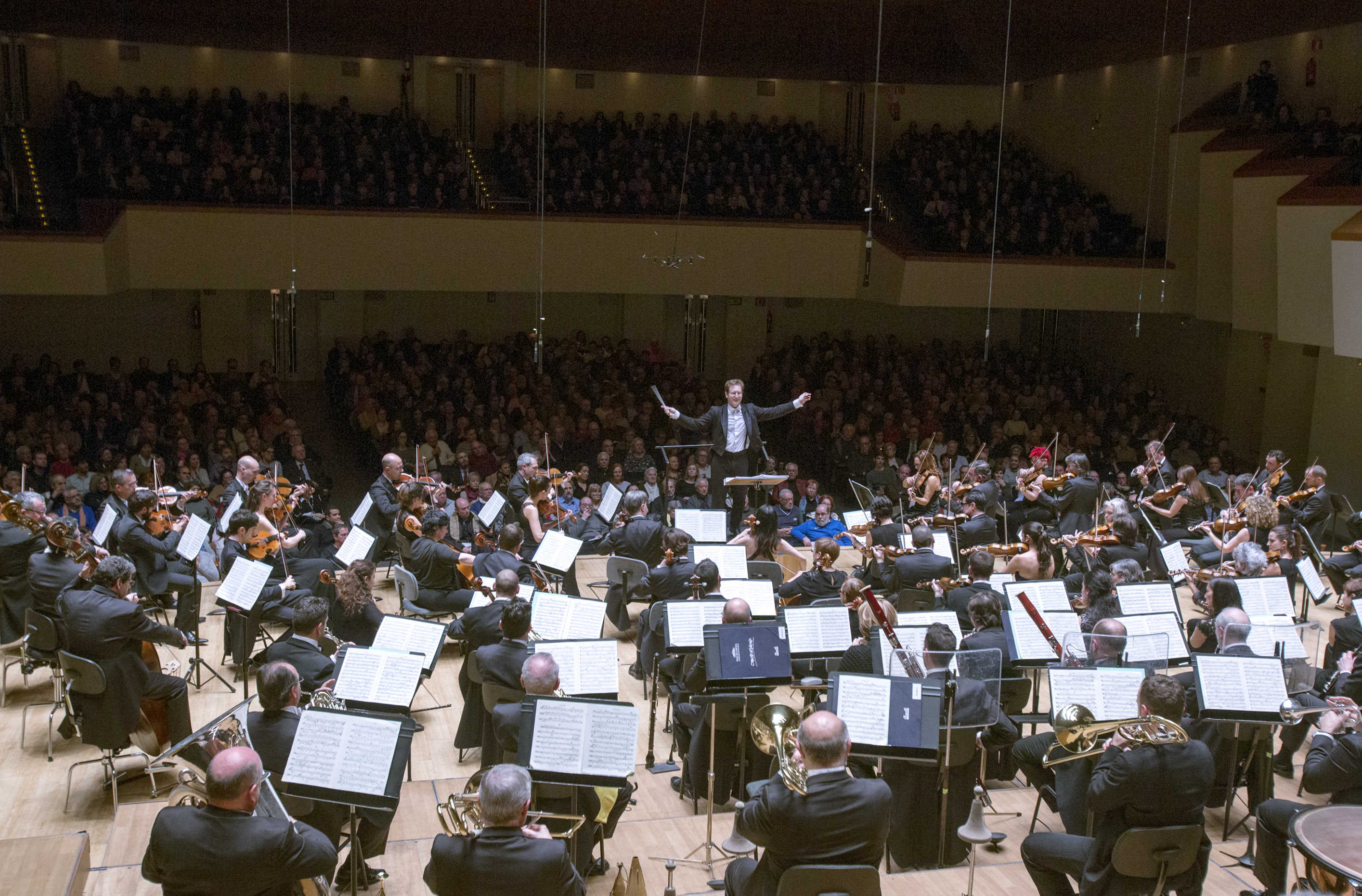 La oposición critica la gestión del Ayuntamiento de València en el Palau de la Música