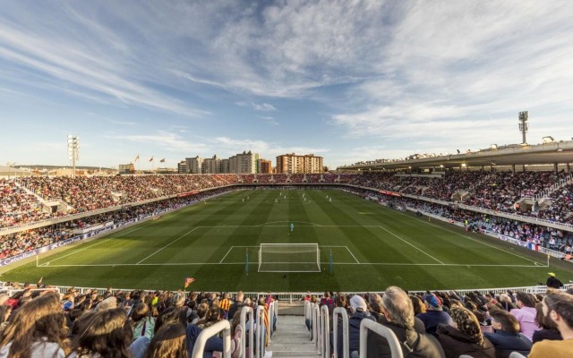 Arranca el derribo de un Miniestadi donde el Hércules solo ganó en cuatro ocasiones 