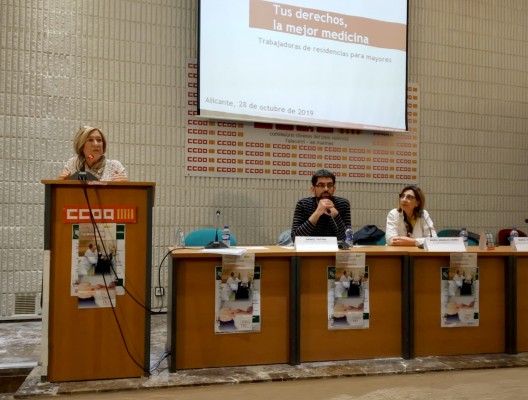 Un alto porcentaje de trabajadoras de residencias de mayores se medican contra el dolor muscular