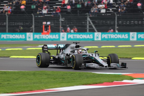 Bottas queda tercero en Iztacalco y retrasa el alirón del victorioso Hamilton