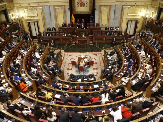 El nuevo Congreso heredará dos reformas constitucionales, cinco estatutarias y la renovación del CGPJ y el TC
